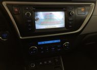 Toyota Auris 1.8 Hybrid 136 CP
